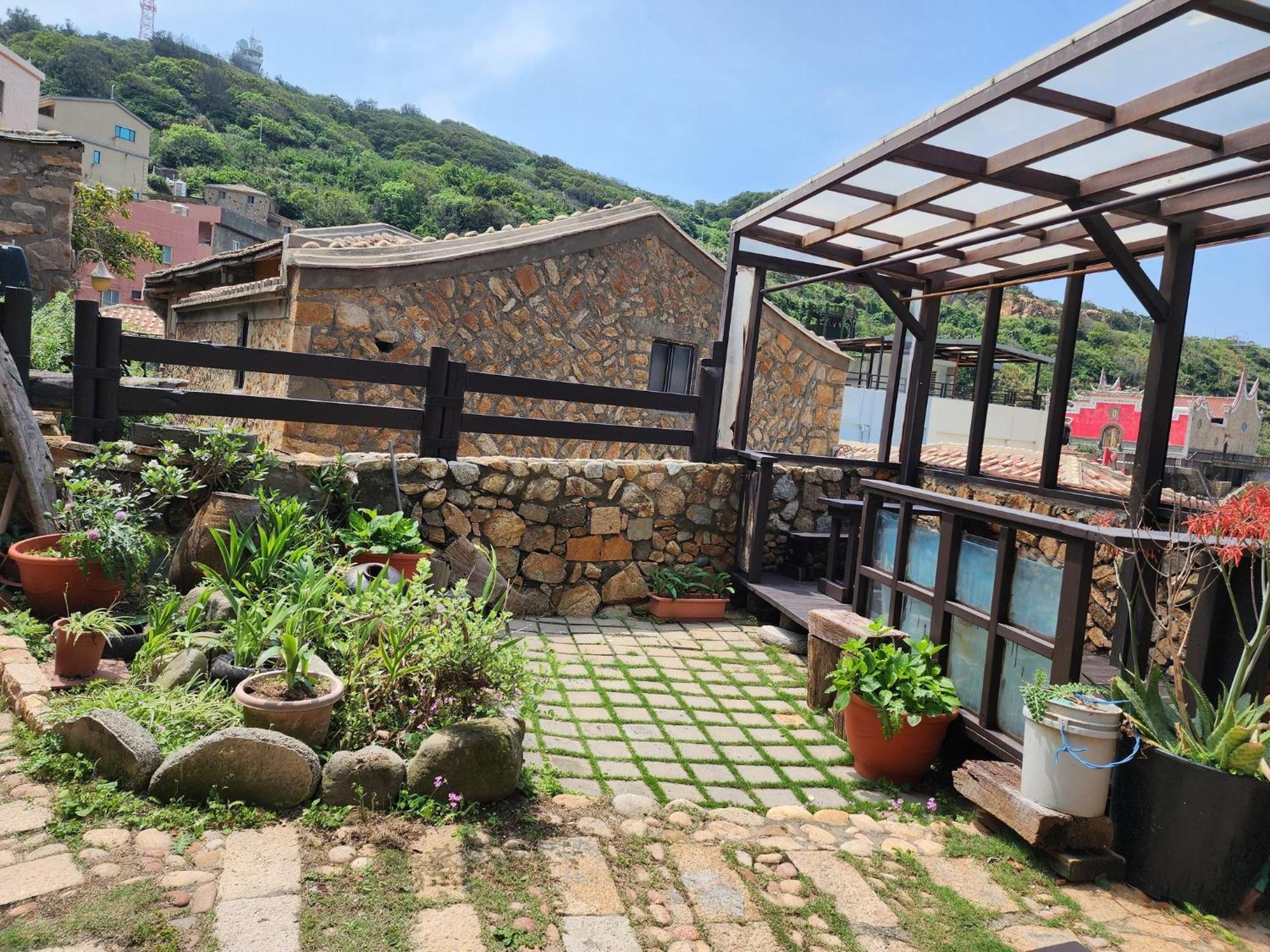 Hotel Eternal Seaside House Nangan Exterior foto